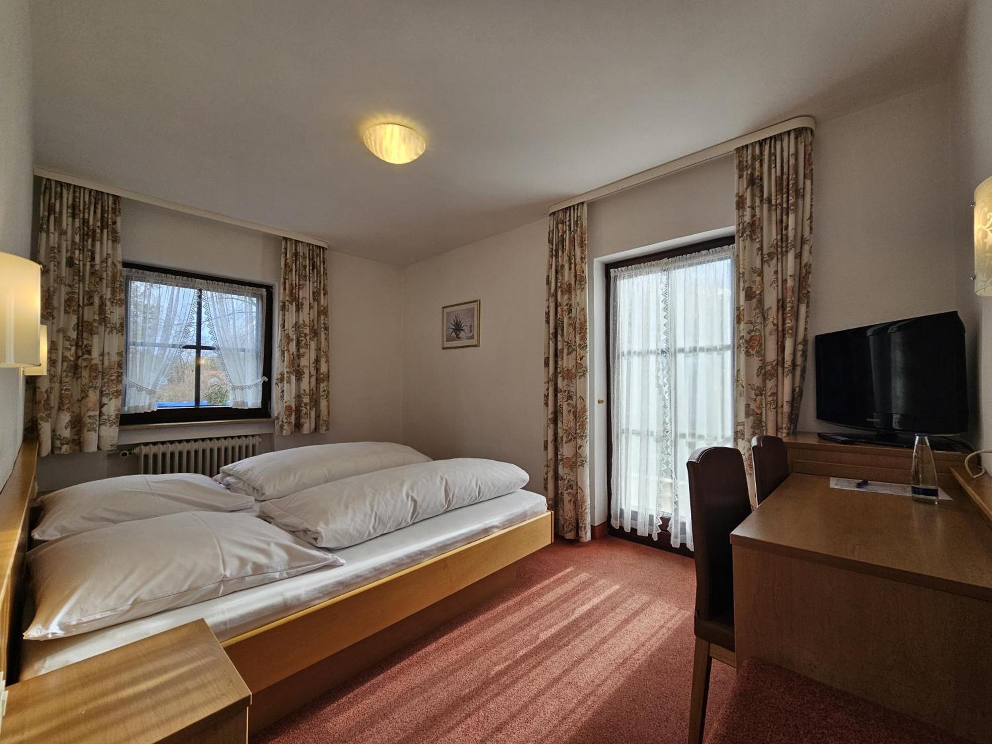 Arrivel Am Bergson - Bisher Hotel Neuner Munich Luaran gambar